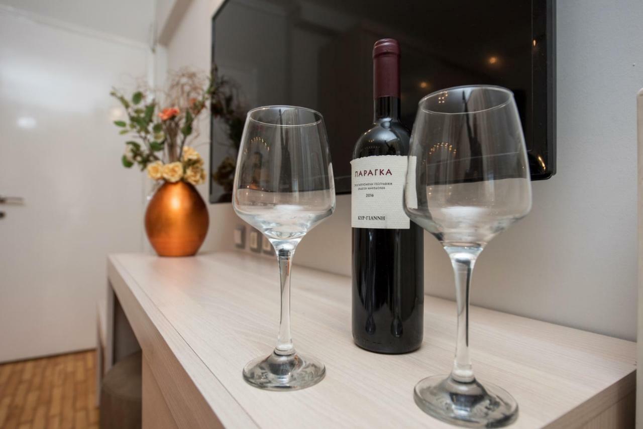 Artemis Luxury Apartment Tesalonika Bagian luar foto