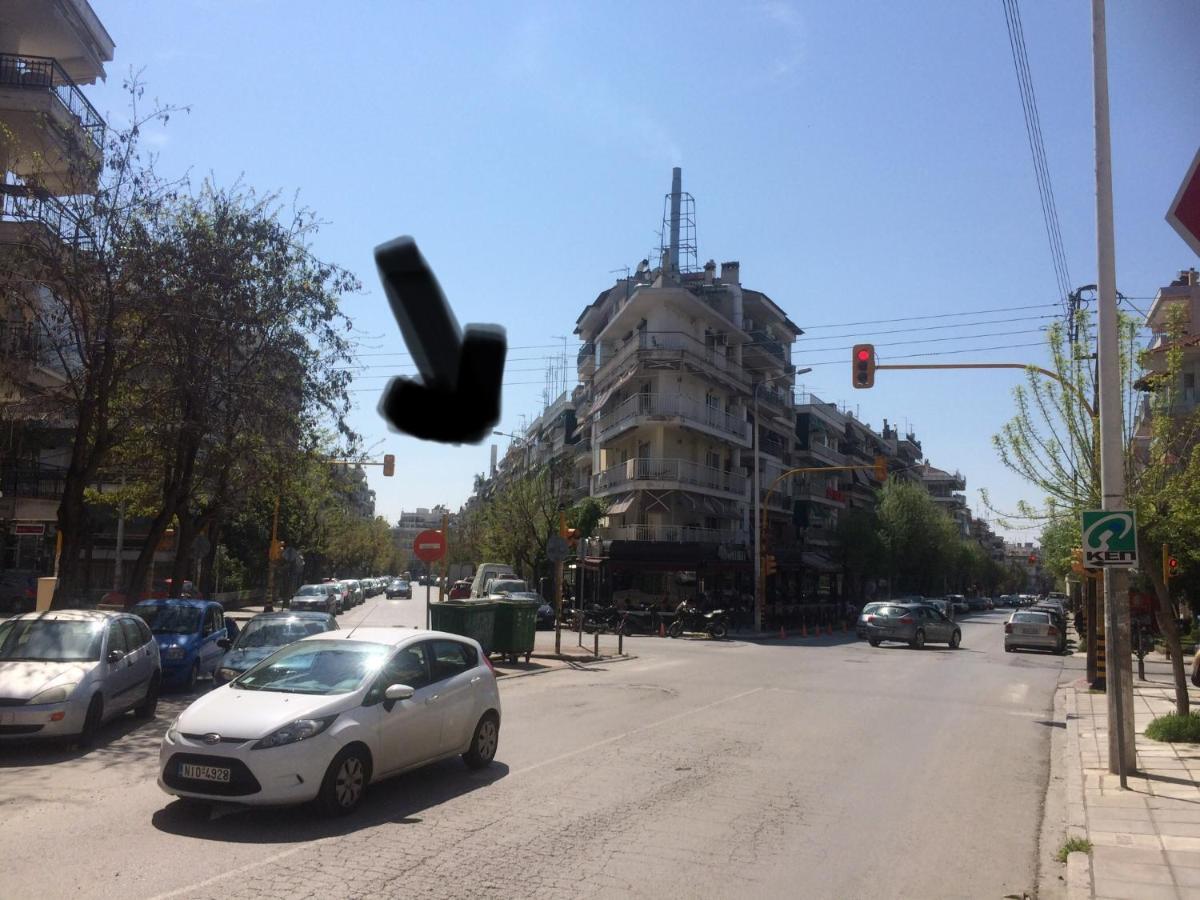 Artemis Luxury Apartment Tesalonika Bagian luar foto