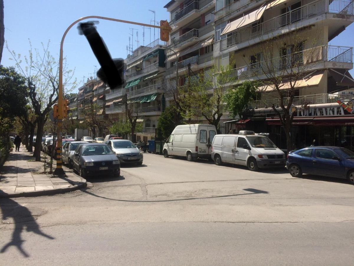 Artemis Luxury Apartment Tesalonika Bagian luar foto